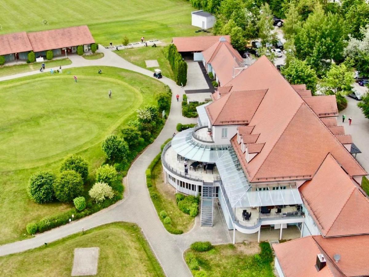 Villa Giani / Golfplatz Deutenhof Бад Абах Екстериор снимка